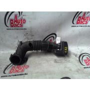 Патрубок воздушн.фильтра 178810H040 для TOYOTA AVENSIS AZT250 1AZ-FSE