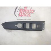 Накладка пластиковая в салон D01C684L1A для MAZDA VERISA DC5W ZY-VE F R