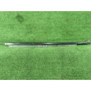 Молдинг лобового стекла 727602Y900 для NISSAN CEFIRO A33 VQ20DE F R