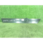 Накладка на крыло 6083628010 для TOYOTA VOXY ZRR70G 3ZR-FAE R L