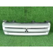 Решетка радиатора MR557230 для MITSUBISHI DINGO CQ2A 4G15