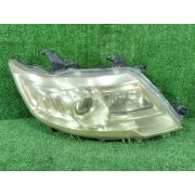 Фара для NISSAN SERENA C25 MR20DE 10024921 R