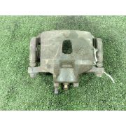 Суппорт 410113U80A для NISSAN MARCH AK12 CR12DE F L