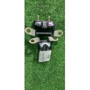 Петля (шарнир дверной) 824002Y90A/824204P000 для NISSAN X-TRAIL NT31 MR20DE R R