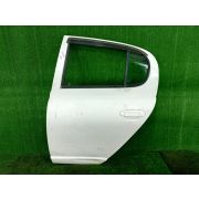 Дверь для TOYOTA VITZ NCP10 2NZ-FE R L