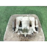 Суппорт 410011VA0B для NISSAN SERENA C26 MR20DD F R
