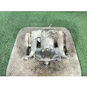 Суппорт 410111VA0B для NISSAN SERENA C26 MR20DD F L