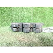 Блок упр.стеклоподъемниками 8482052010 для TOYOTA VITZ NCP10 2NZ-FE F R