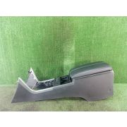 Подлокотник для NISSAN FUGA Y50 VQ25DE