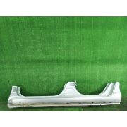 Порог для TOYOTA COROLLA AXIO NZE141 1NZ-FE L