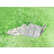 Подкрылок 788193VA0A для NISSAN NOTE E12 HR12DE R L