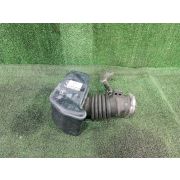 Патрубок воздушн.фильтра 165786N010 для NISSAN TINO V10 QG18DE