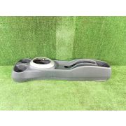 Консоль между сидений 5891052010B0 для TOYOTA IST NCP65 1NZ-FE