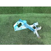 Крепление крыла 60640T5A300ZZ для HONDA FIT GK3 L13B F R