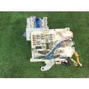 Блок предохранителей 827300W010/8264133060 для TOYOTA CAMRY GRACIA MCV21 2MZ-FE
