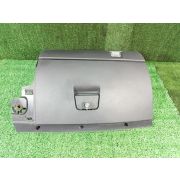 Бардачок 39808613 для VOLVO V50 MW43 B4204S3