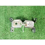 Петля (шарнир дверной) F15159210/F15158210 для MAZDA AXELA BK3P L3-VE F L