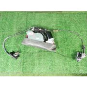 Доводчик двери L173723LXA/L173723LXB для MAZDA MPV LW3W L3-DE R R