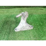 Кронштейн кпп 30450AA000 для SUBARU LEGACY BR9 EJ25 R