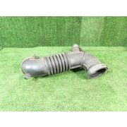 Патрубок воздушн.фильтра L33613221C/L33613221D для MAZDA MPV LW3W L3-DE