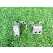 Петля (шарнир дверной) 6871052010/6873052010 для TOYOTA AVENSIS AZT250 1AZ-FSE F R