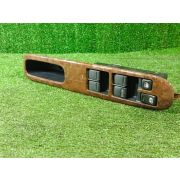 Блок упр.стеклоподъемниками 83071AE060 для SUBARU LEGACY BE5 EJ20 F R
