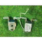 Петля (шарнир дверной) F15159210/F15158210 для MAZDA AXELA BK3P L3-VE F L