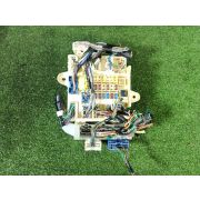 Блок предохранителей 8273353010 для TOYOTA ALTEZZA GXE10 1G-FE