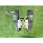 Петля капота 654002Y000/654012Y000 для NISSAN CEFIRO A33 VQ20DE